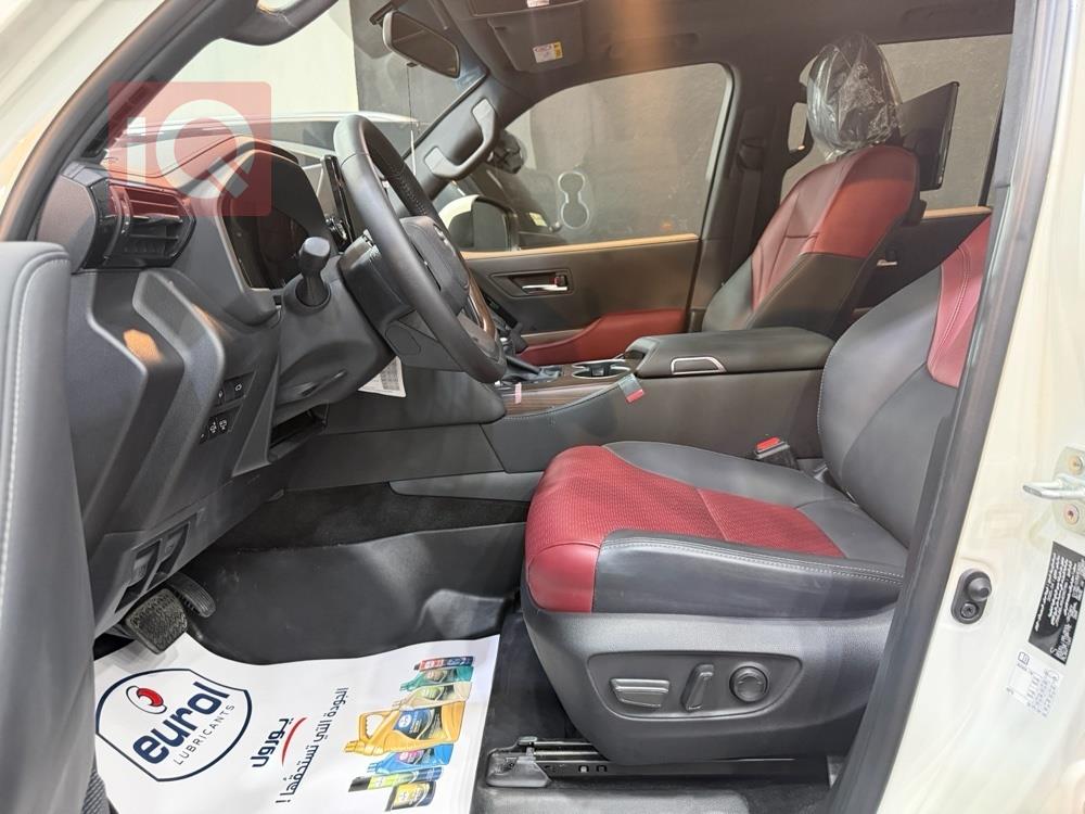 https://cdn.iqcars.io8d629c08-01bc-4734-96a9-4340b1c9ced3_3.jpg